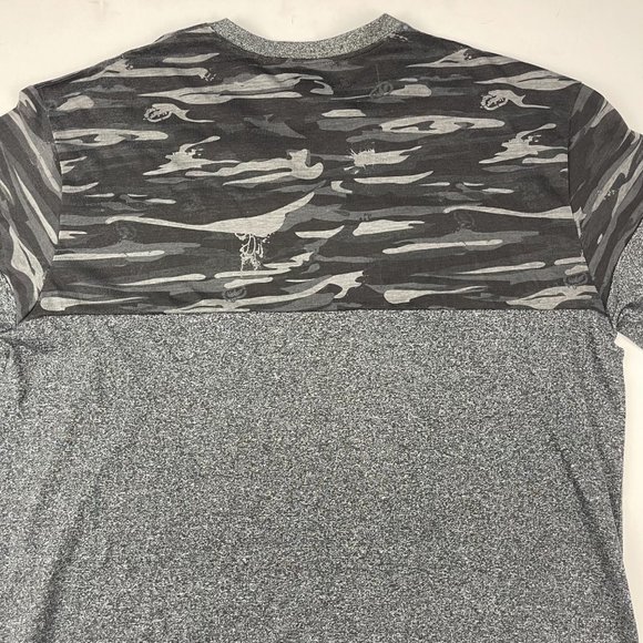 ecko unltd Men's Size 2XL Gray Black Graphic Logo V-Neck Short Sleeve Shirt NEW - Picture 9 of 11